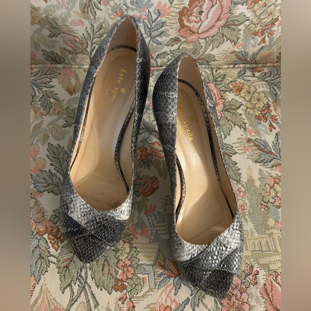Preloved Kate Spade Faux Snake Print Pumps